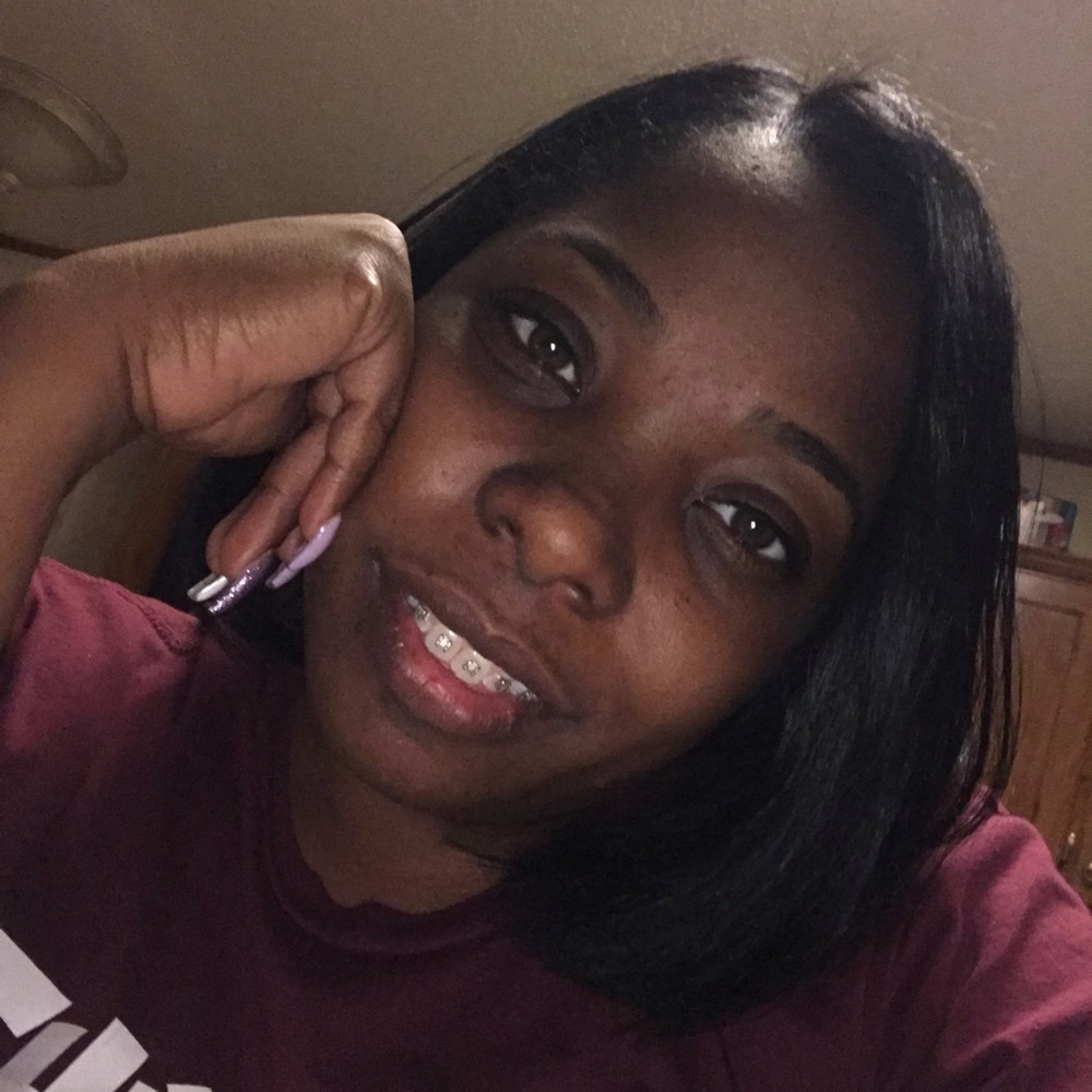Meet your Posher, Tonya